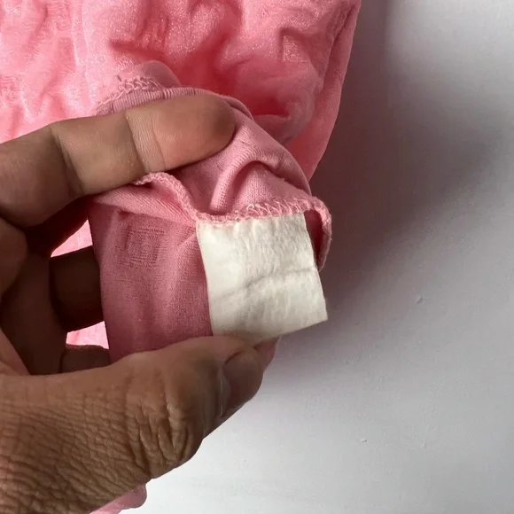 Fendi Embosed - Picture 4 of 4